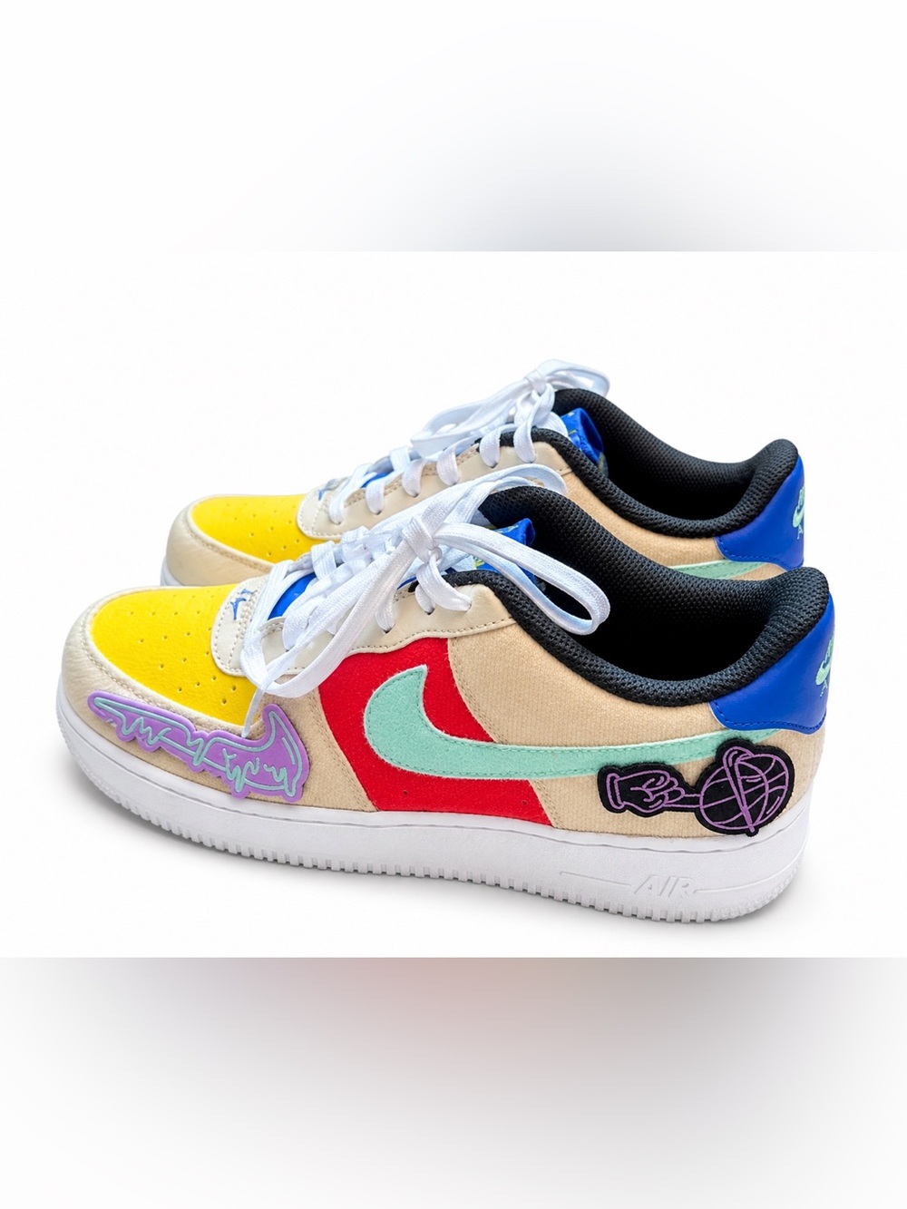 Nike Air Force 1 Low GS 7Y Women 8.5 FN7818-100 Multicolor Patch Decal Sneakers